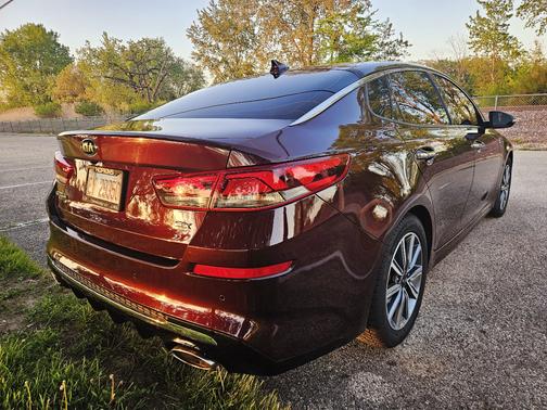 Red 2019 Kia Optima EX