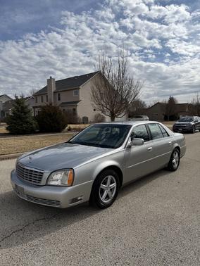 2005 Cadillac DeVille Base