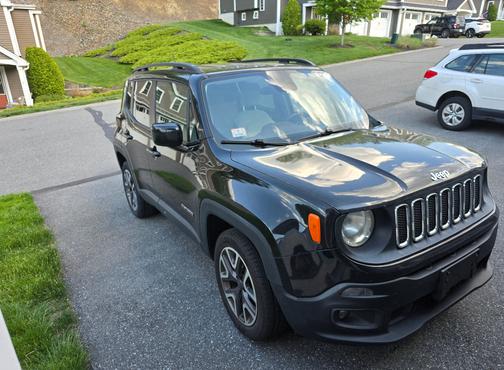 Black 2015 Jeep Renegade Latitude