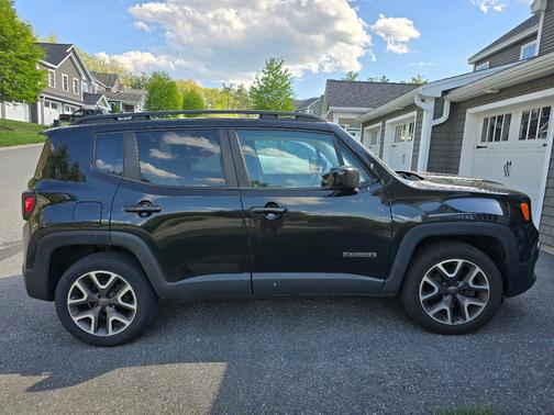 Black 2015 Jeep Renegade Latitude