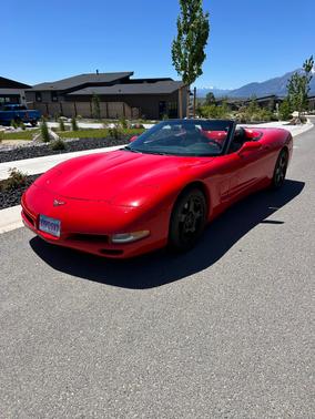 Red 1998 Chevrolet Corvette Base