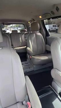 2013 Toyota Sienna LE