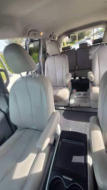 2013 Toyota Sienna LE