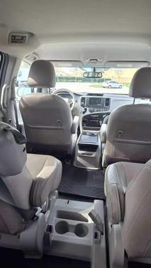 2013 Toyota Sienna LE