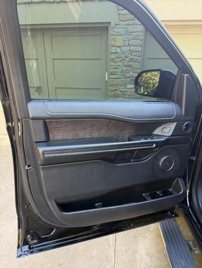 Black 2018 Ford Expedition Max Limited
