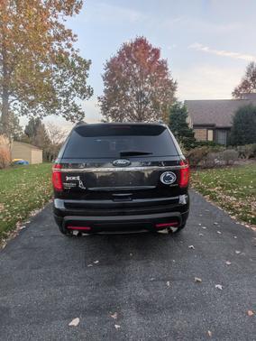 Black 2013 Ford Explorer XLT