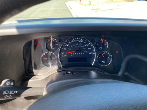 White 2009 Chevrolet Express 3500 Cargo