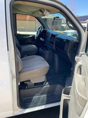 White 2009 Chevrolet Express 3500 Cargo