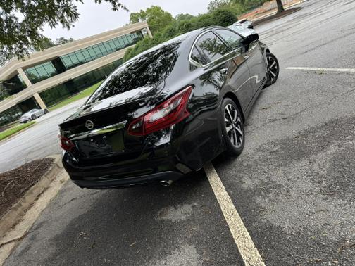 2018 Nissan Altima 2.5 SR