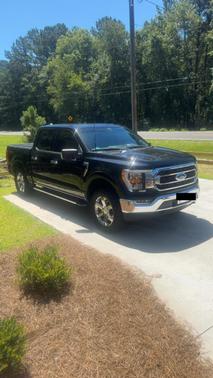 Black 2022 Ford F-150 XLT