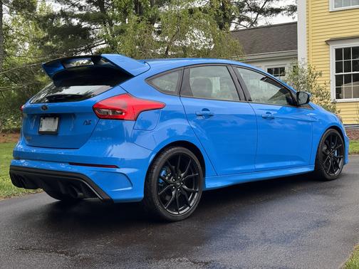 Blue 2017 Ford Focus RS Base