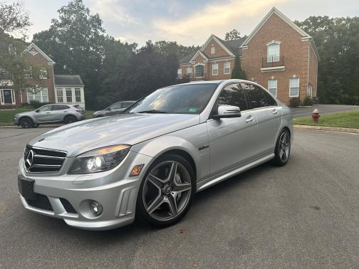 2010 Mercedes-Benz C-Class C 63 AMG