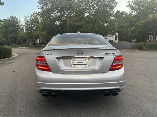 2010 Mercedes-Benz C-Class C 63 AMG
