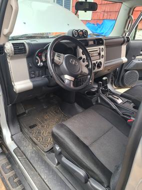 Silver 2007 Toyota FJ Cruiser Base