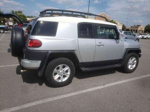 Silver 2007 Toyota FJ Cruiser Base