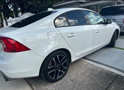 2017 Volvo S60 T5 Dynamic