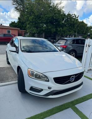 2017 Volvo S60 T5 Dynamic