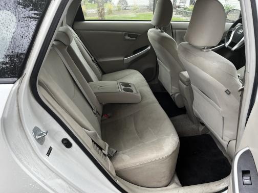 2010 Toyota Prius I