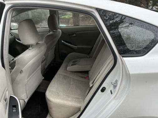 2010 Toyota Prius I