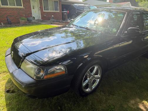 Black 2003 Mercury Marauder Base