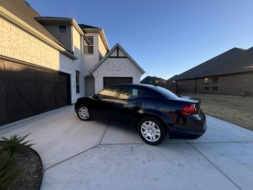 2013 Dodge Avenger SE