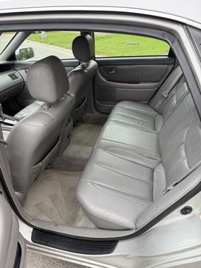 2002 Toyota Avalon XLS