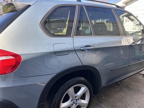 Green 2010 BMW X5 xDrive35d
