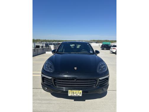 2017 Porsche Cayenne Platinum Edition