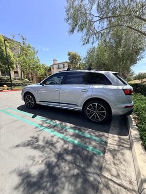 Silver 2020 Audi Q7 55 Premium Plus