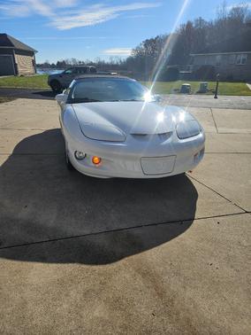 2002 Pontiac Firebird Base