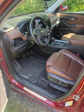 Red 2018 Chevrolet Traverse High Country