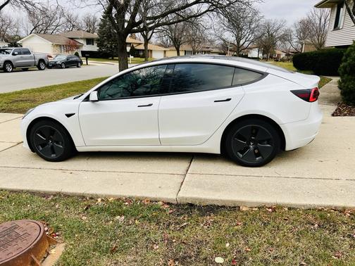 2023 Tesla Model 3 Base