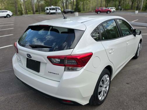 White 2023 Subaru Impreza Base