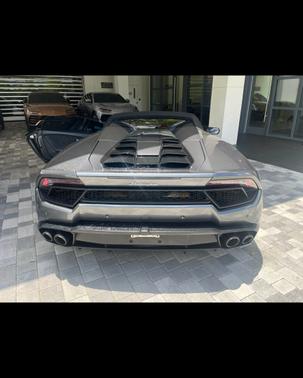 2019 Lamborghini Huracan LP580-2S