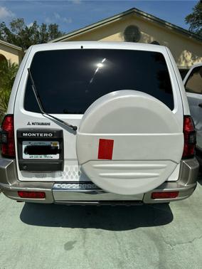 2002 Mitsubishi Montero XLS
