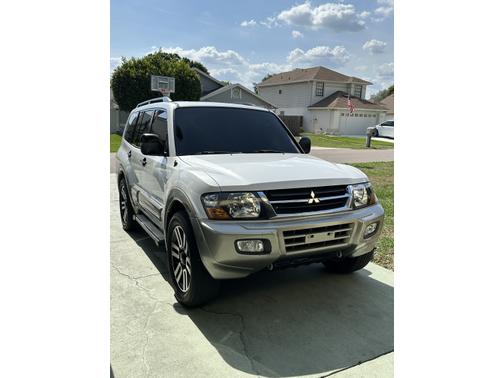 2002 Mitsubishi Montero XLS