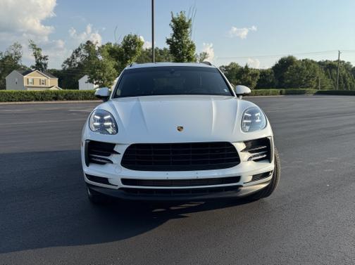 2020 Porsche Macan Base