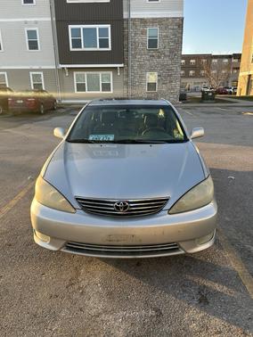 2005 Toyota Camry XLE