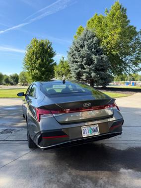 Gray 2025 Hyundai ELANTRA SEL Convenience