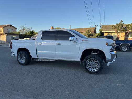 White 2019 Chevrolet Silverado 1500 LTZ