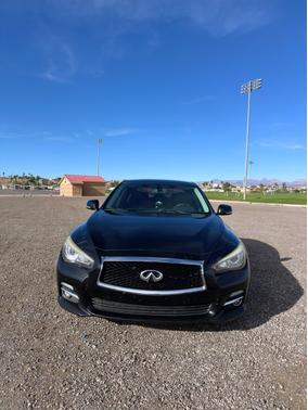 Black 2015 INFINITI Q50 Premium