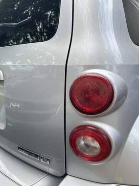 Silver 2011 Chevrolet HHR LT