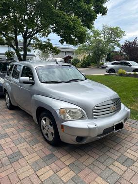 Silver 2011 Chevrolet HHR LT