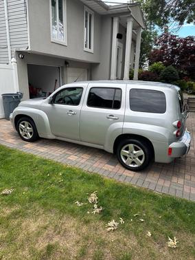 Silver 2011 Chevrolet HHR LT