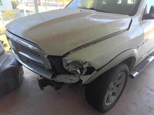 White 2009 Dodge Ram 1500 Laramie Quad Cab