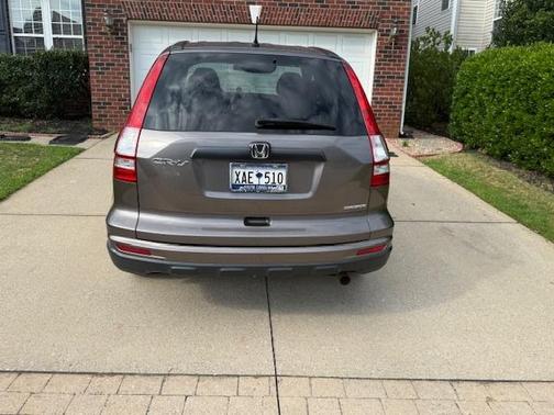 Brown 2011 Honda CR-V SE