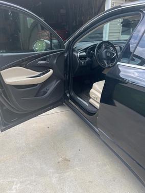 Black 2019 Buick Envision Preferred