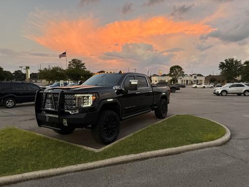 2020 GMC Sierra 2500 Denali