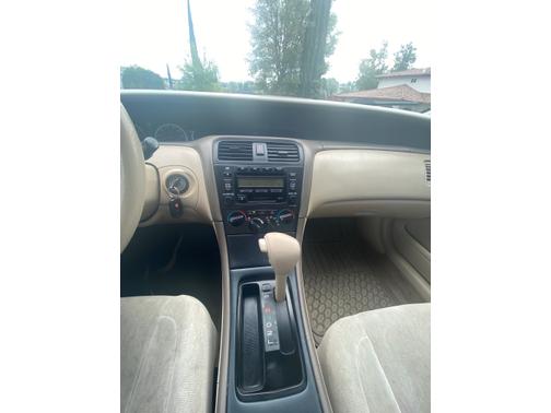 2000 Toyota Avalon XL