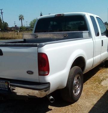 White 2007 Ford F-250 XLT SuperCab
